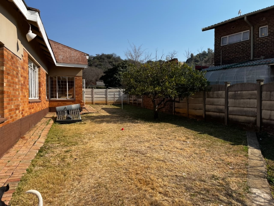 4 Bedroom Property for Sale in Oudorp North West